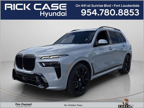 Used 2023 BMW X7 xDrive40i w/ M Sport Package AWD/4WD image 1