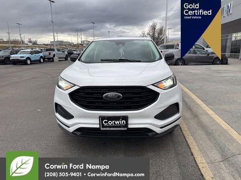 Used 2023 Ford Edge SE w/ Black Appearance Package image 2