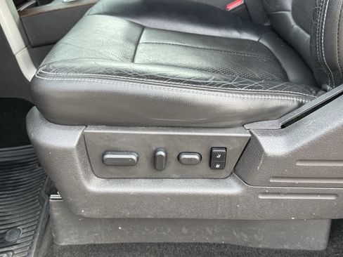 Used 2013 Ford F150 Lariat w/ Mid Equipment Group image 25