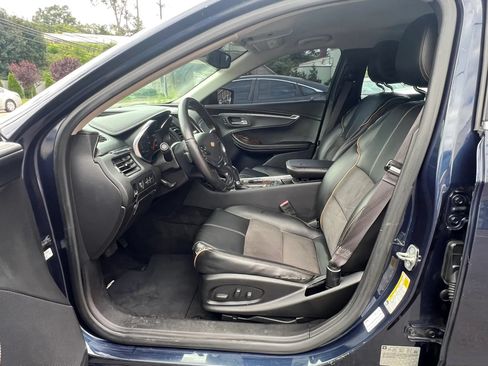 Used 2015 Chevrolet Impala LT w/ Convenience Package FWD image 23