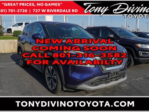 Used 2022 Nissan Rogue SV AWD/4WD image 1