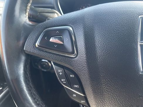 Used 2018 Lincoln MKC Select w/ Select Plus Package image 20