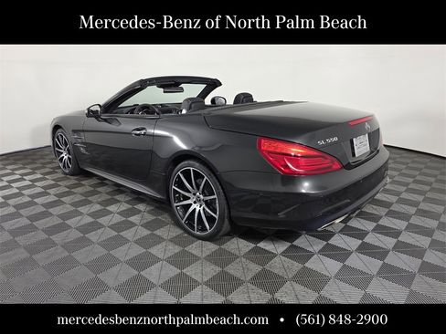 Used 2020 Mercedes-Benz SL 550 image 4