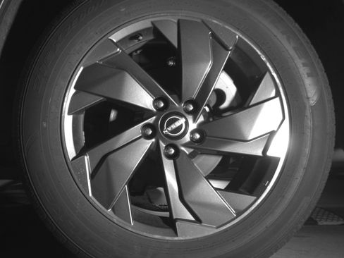 Used 2025 Nissan Rogue SV FWD image 14