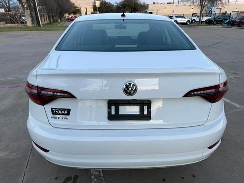 Used 2019 Volkswagen Jetta SE image 6
