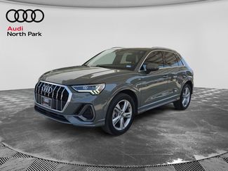 Certified 2022 Audi Q3 2.0T Premium Plus AWD/4WD video 1