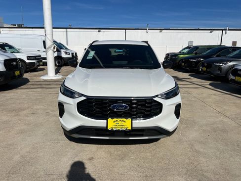 New 2026 Ford Escape ST-Line w/ Tech Pack #1 FWD image 8