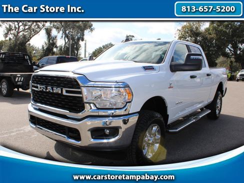 Used 2024 RAM 2500 Big Horn AWD/4WD image 1