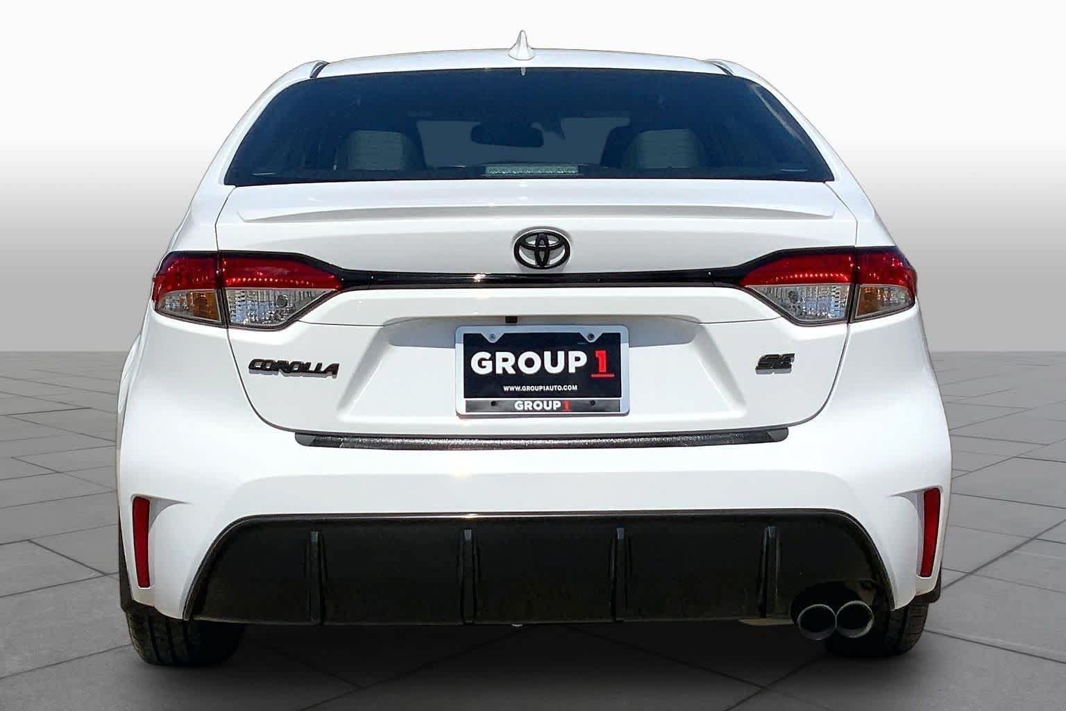 Used 2026 Toyota Corolla SE FWD image 5