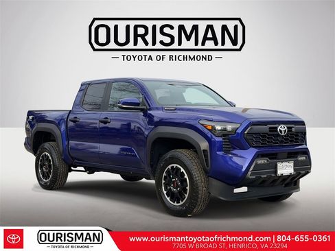 Used 2025 Toyota Tacoma TRD Off-Road image 1