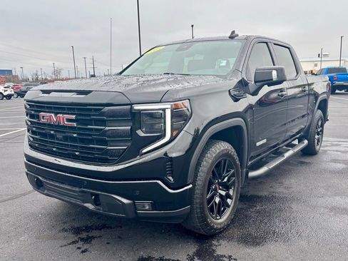 Used 2025 GMC Sierra 1500 Elevation w/ Preferred Package image 3