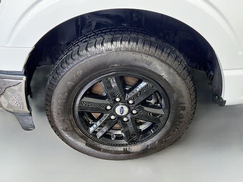 Used 2023 Ford F150 XLT w/ Equipment Group 301A Mid RWD image 13