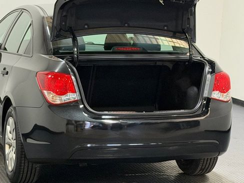 Used 2016 Chevrolet Cruze LS image 12