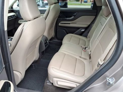 Used 2021 Lincoln Corsair Reserve w/ Equipment Group 201A AWD/4WD image 7