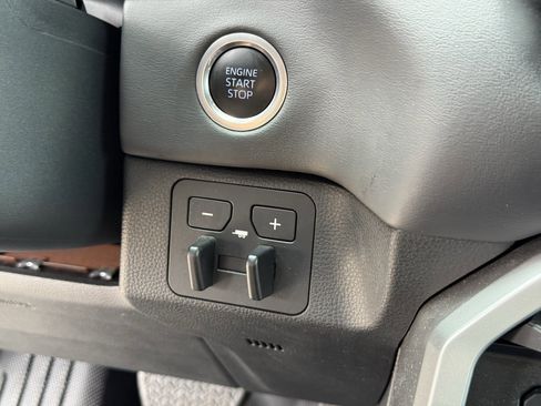 Used 2023 Toyota Tundra Platinum image 25