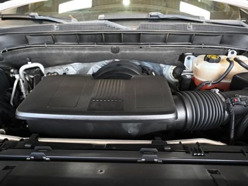 Used 2021 Chevrolet Suburban LT w/ Luxury Package AWD/4WD image 33
