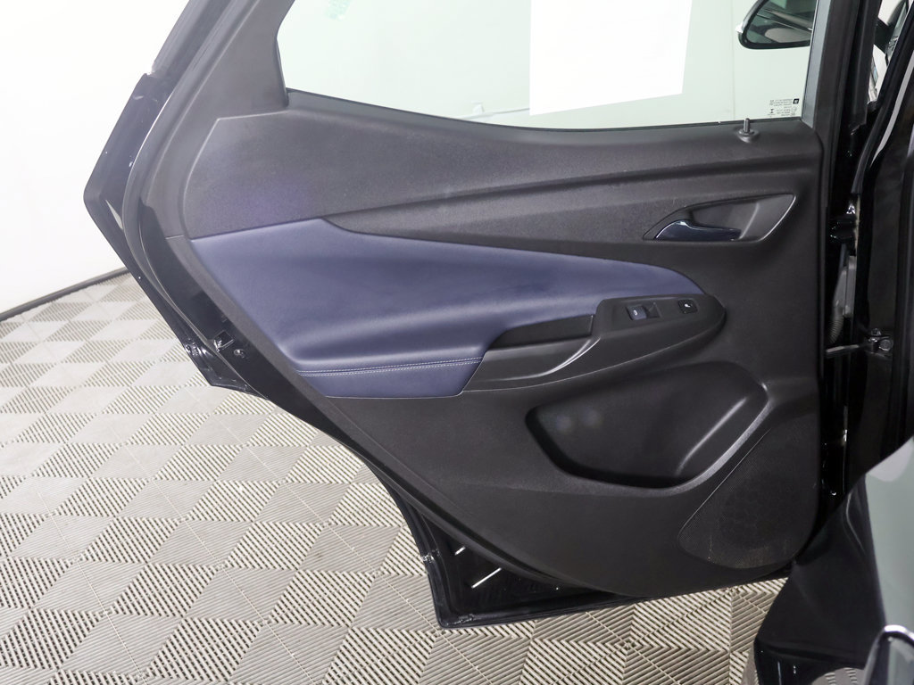 Used 2023 Chevrolet Bolt EUV Premier w/ Sun & Sound Package FWD image 30