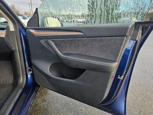 Used 2023 Tesla Model Y Long Range image 7
