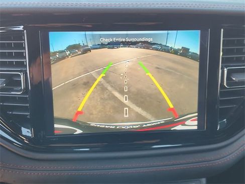 Used 2025 Dodge Durango GT image 17