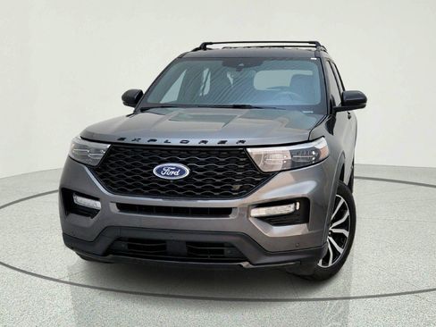 Used 2020 Ford Explorer ST AWD/4WD image 4