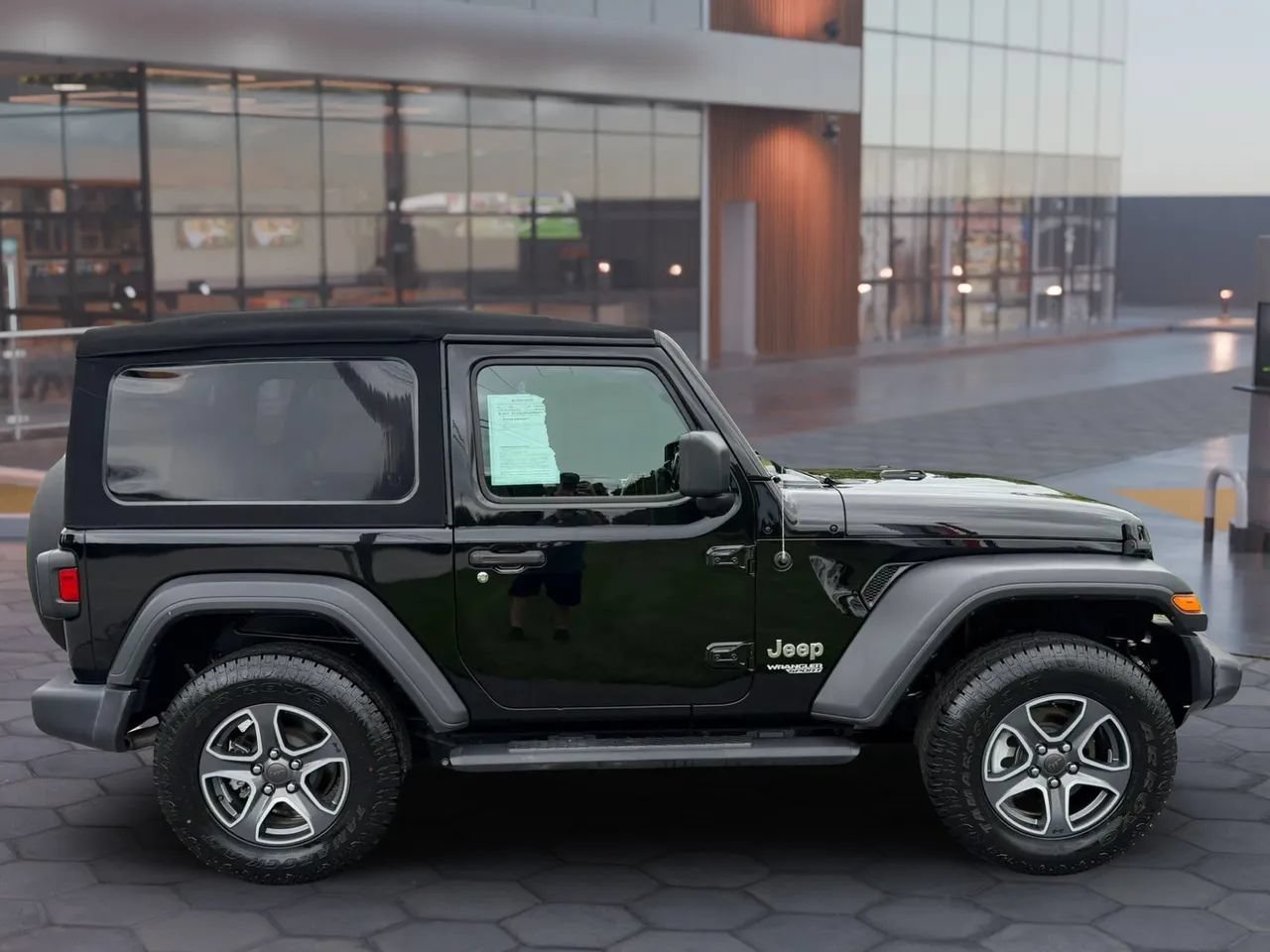 Used 2020 Jeep Wrangler Sport AWD/4WD image 5