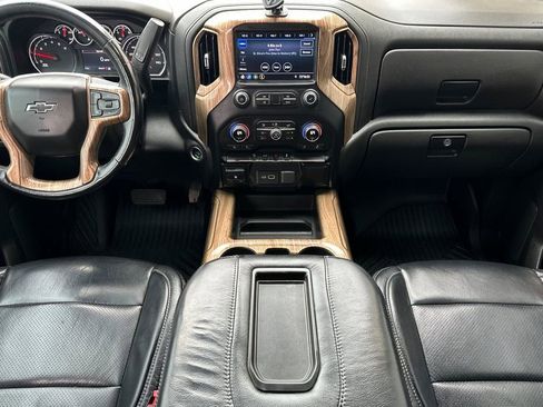 Used 2021 Chevrolet Silverado 1500 LT Trail Boss AWD/4WD image 13
