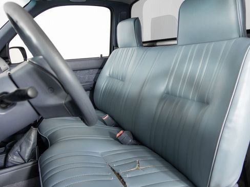 Used 2000 Toyota Tacoma 2WD Regular Cab image 16