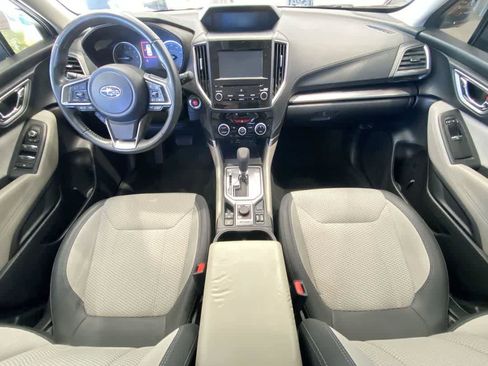 Used 2020 Subaru Forester Premium image 22