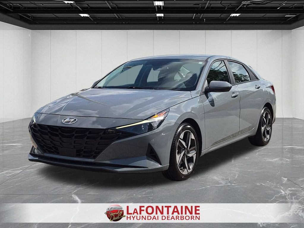 Used 2023 Hyundai Elantra SEL w/ Convenience Package FWD image 1