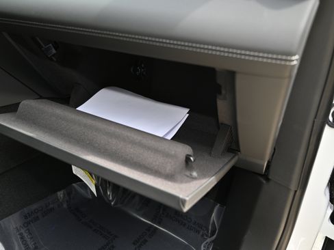 New 2025 Maserati Grecale GT image 57