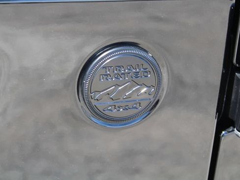 Used 2022 Jeep Wrangler Unlimited Sport AWD/4WD image 9