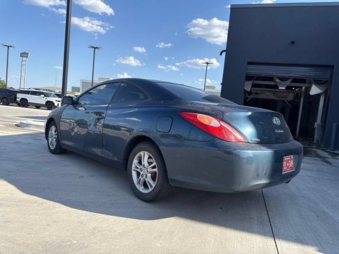 Used 2004 Toyota Solara SE FWD image 10