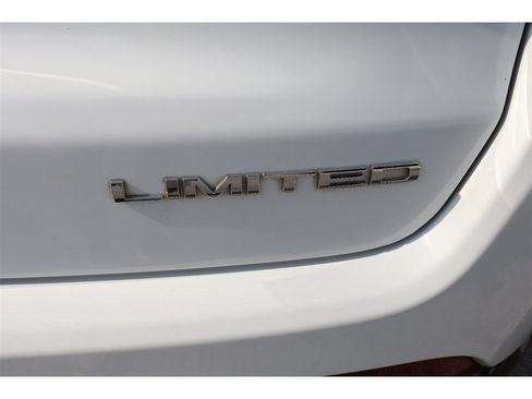 Used 2022 Jeep Compass Limited w/ Elite Group AWD/4WD image 38