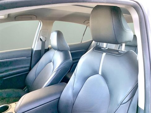 Used 2024 Toyota Camry XSE image 14