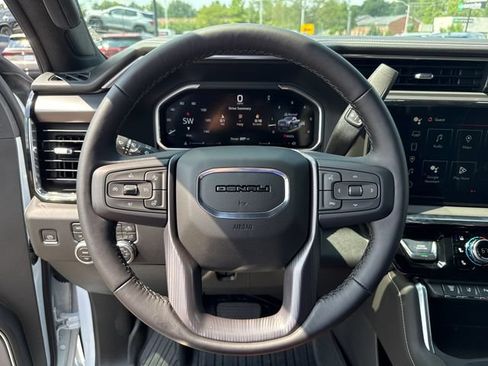 New 2026 GMC Sierra 2500 Denali Ultimate AWD/4WD image 17