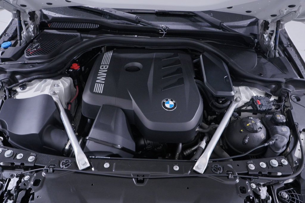 Used 2024 BMW 530i RWD image 25
