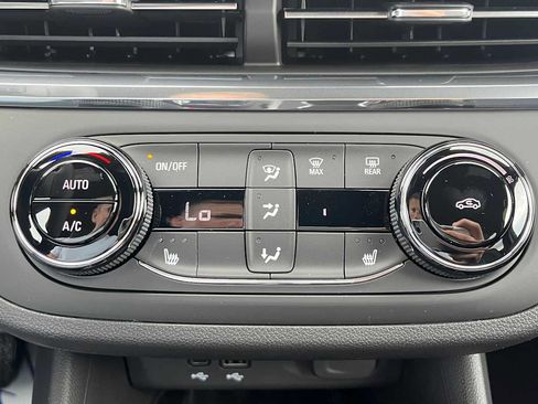 New 2025 Buick Envista Preferred w/ Convenience I Package image 20