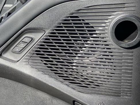 Used 2025 Dodge Charger Daytona Scat Pack w/ Track Pack image 20