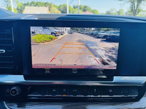 Certified 2023 Chevrolet Silverado 1500 RST w/ Convenience Package II AWD/4WD image 30