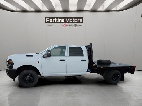 New 2026 RAM 3500 Tradesman image 3