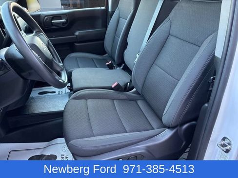 Used 2024 Chevrolet Silverado 1500 W/T w/ Z71 Off-Road Package AWD/4WD image 22
