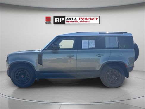 Used 2022 Land Rover Defender 110 image 2