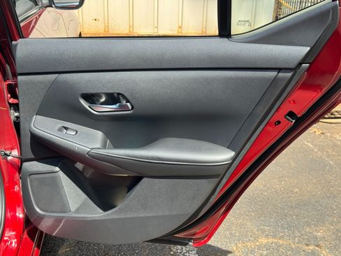Used 2022 Nissan Sentra SV FWD image 38