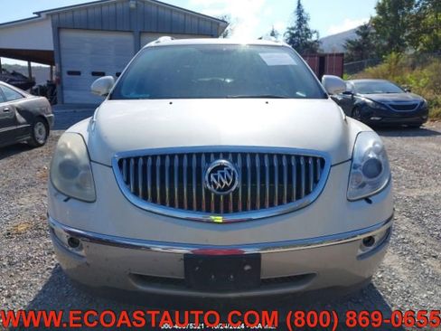 Used 2011 Buick Enclave CXL image 8