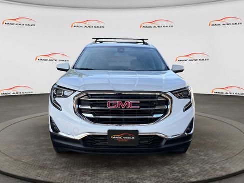 Used 2020 GMC Terrain SLT w/ Preferred Package AWD/4WD image 3