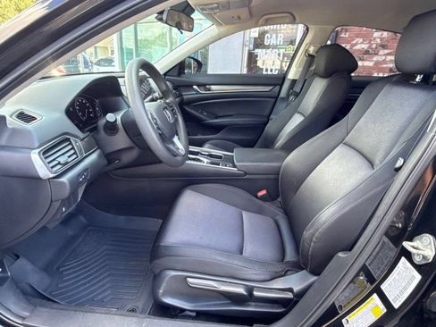 Used 2019 Honda Accord LX image 11