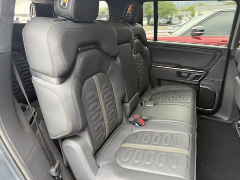 Used 2022 Rivian R1S Launch Edition Quad AWD/4WD image 26