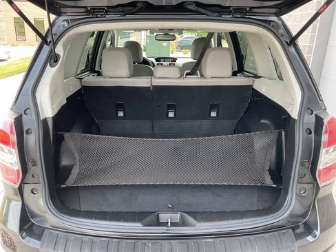 Used 2014 Subaru Forester 2.5i Touring AWD/4WD image 32