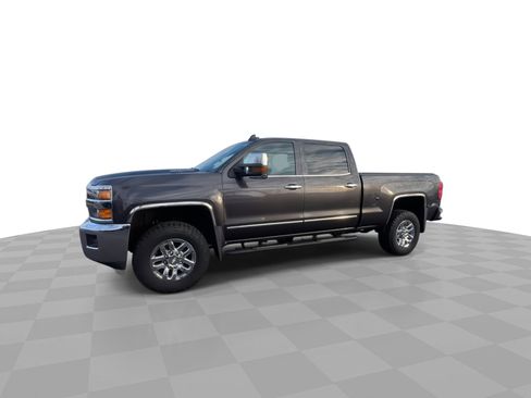 Used 2016 Chevrolet Silverado 2500 LTZ w/ Duramax Plus Package image 4