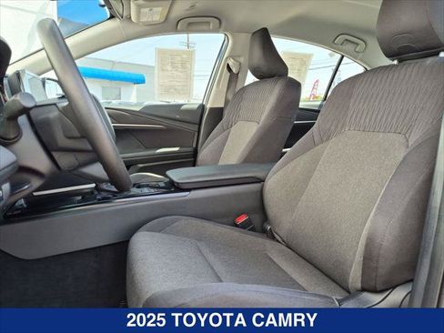 Used 2025 Toyota Camry LE FWD image 20